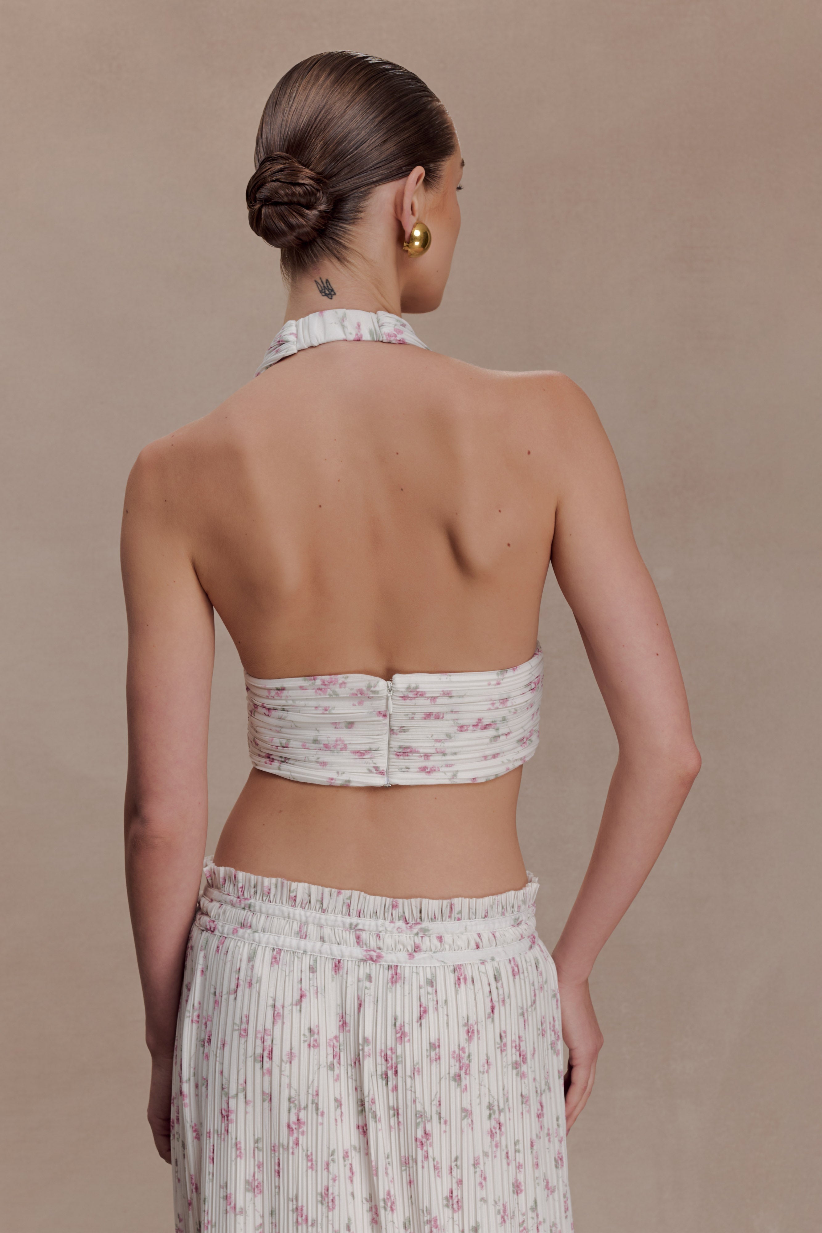 Amaris Sleeveless Plisse Halter Top - Floral Ditsy Print