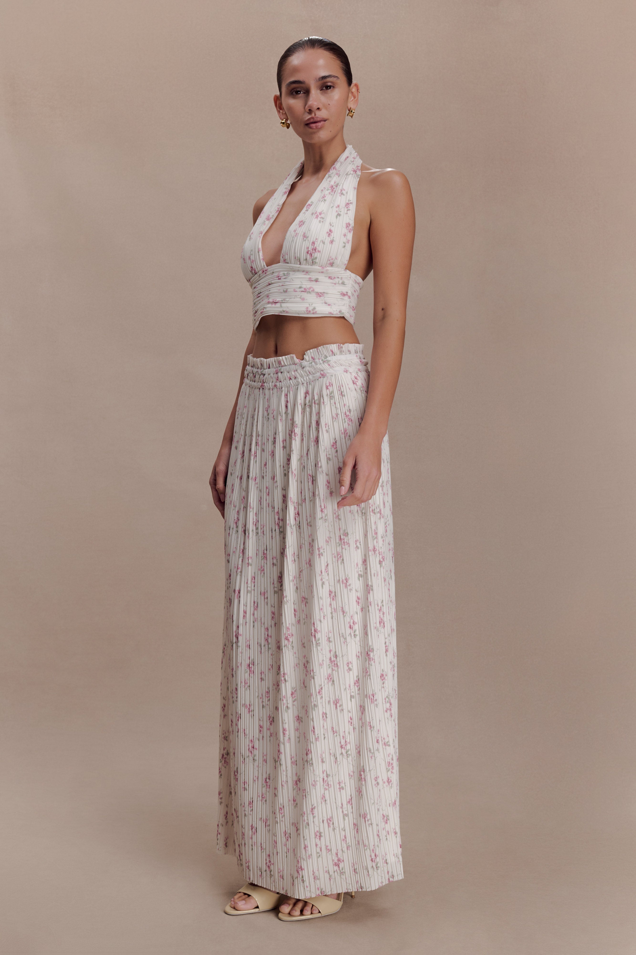 Amaris Sleeveless Plisse Halter Top - Floral Ditsy Print