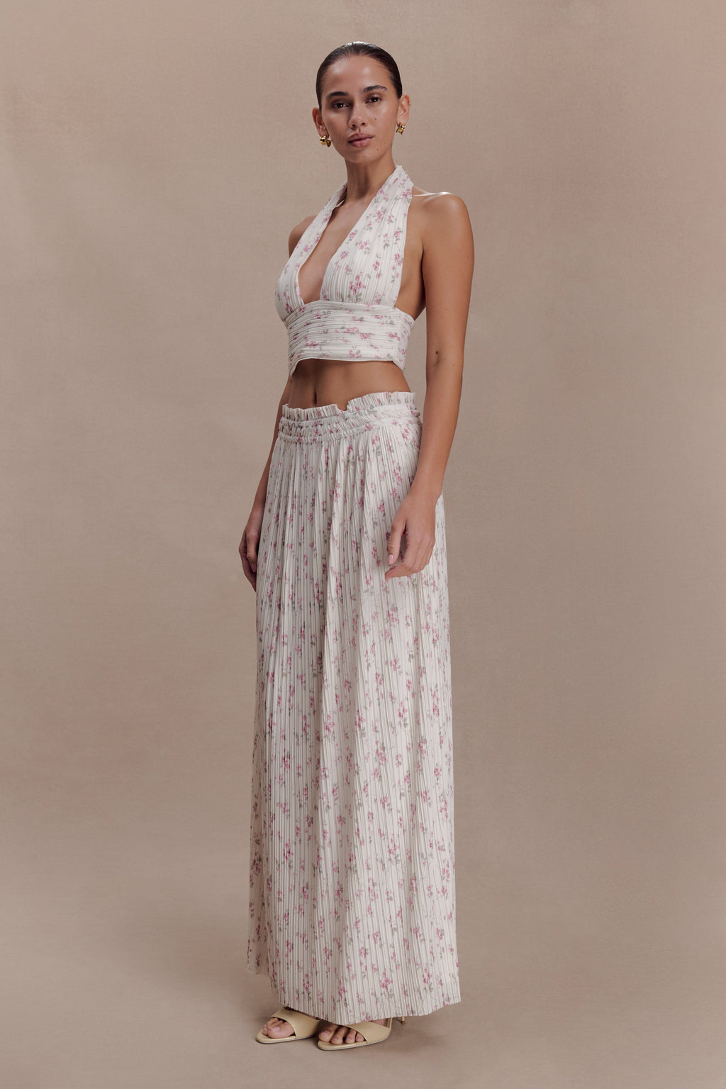 Amaris Sleeveless Plisse Halter Top - Floral Ditsy Print