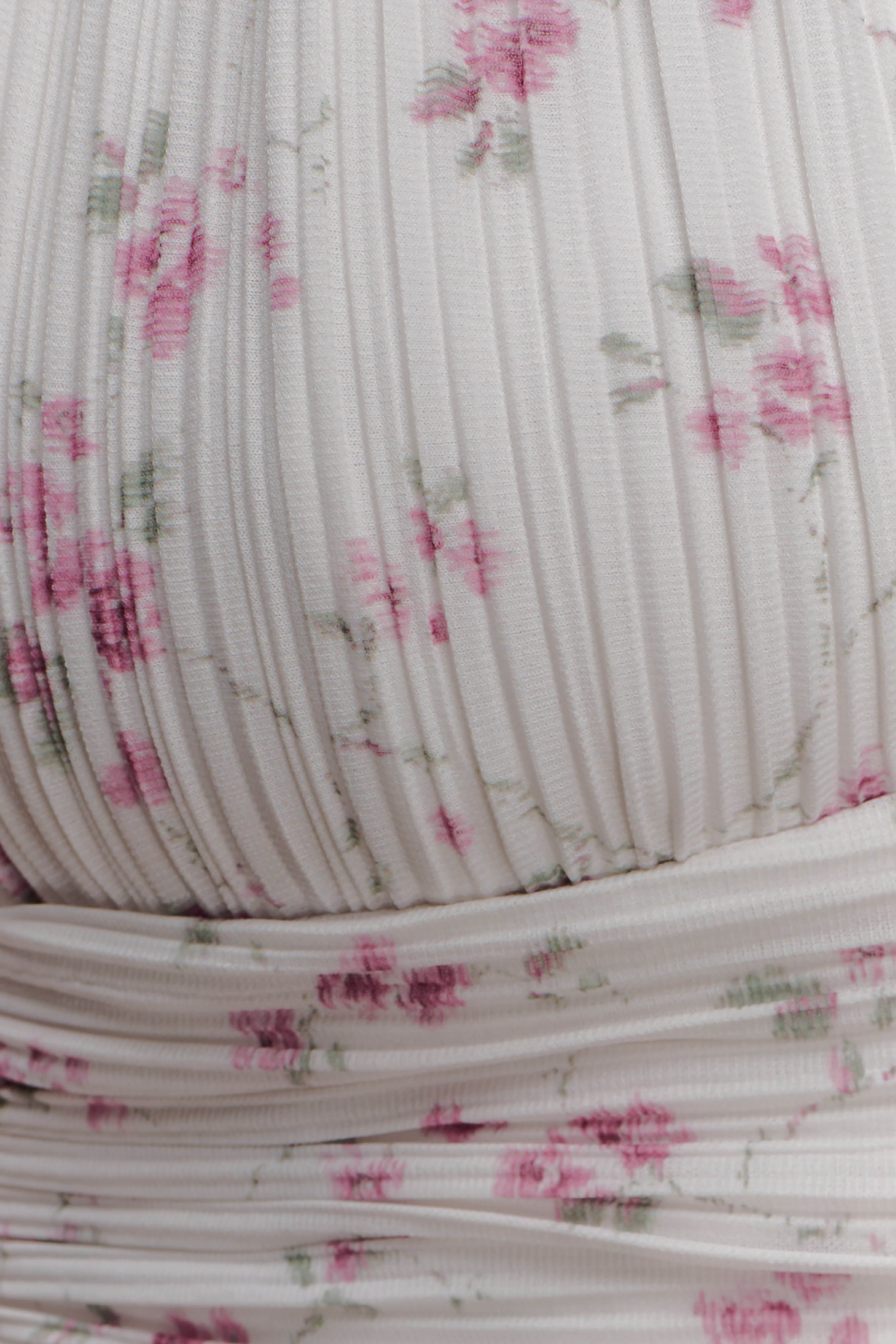 Amaris Sleeveless Plisse Halter Top - Floral Ditsy Print