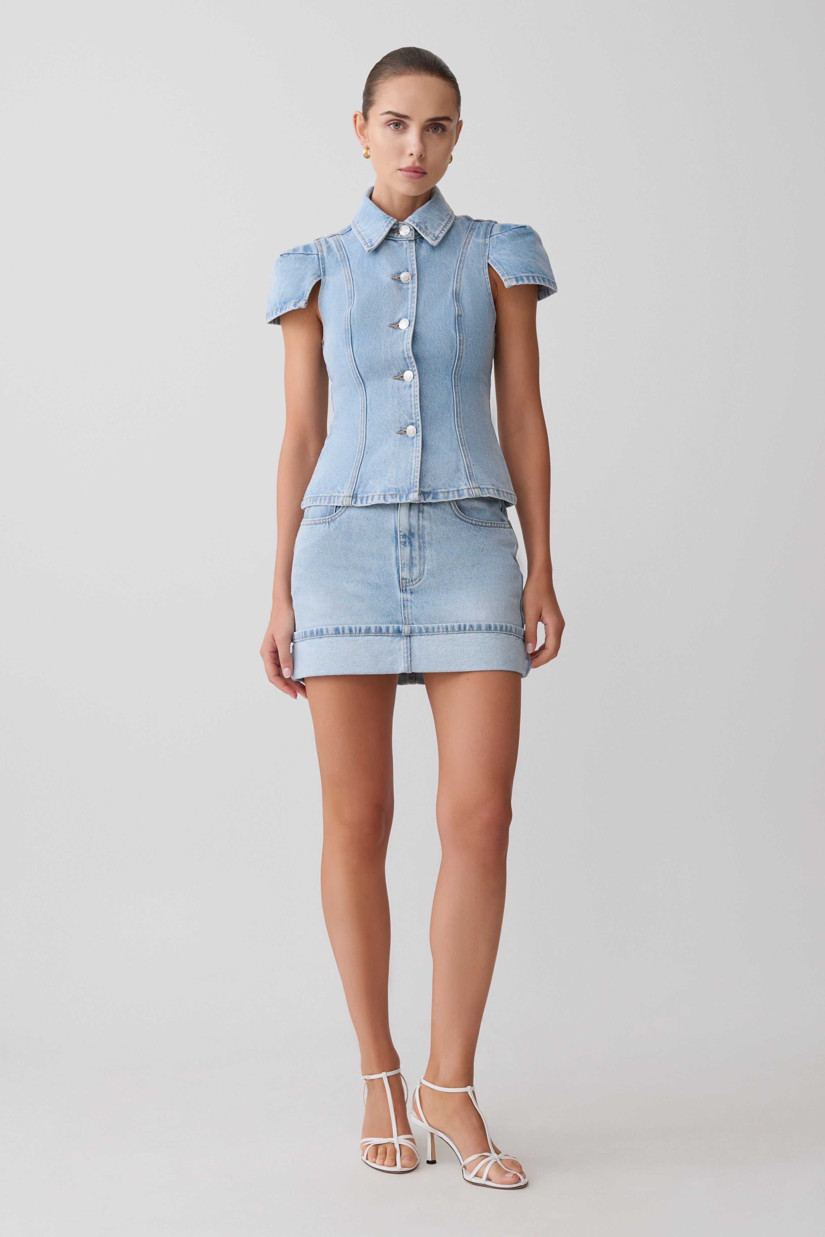 Bently Short Sleeve Denim Top - Washed Light Blue
