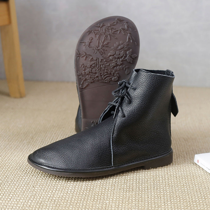 Clara Lace Boots – Classic Warmth with Everyday Ease