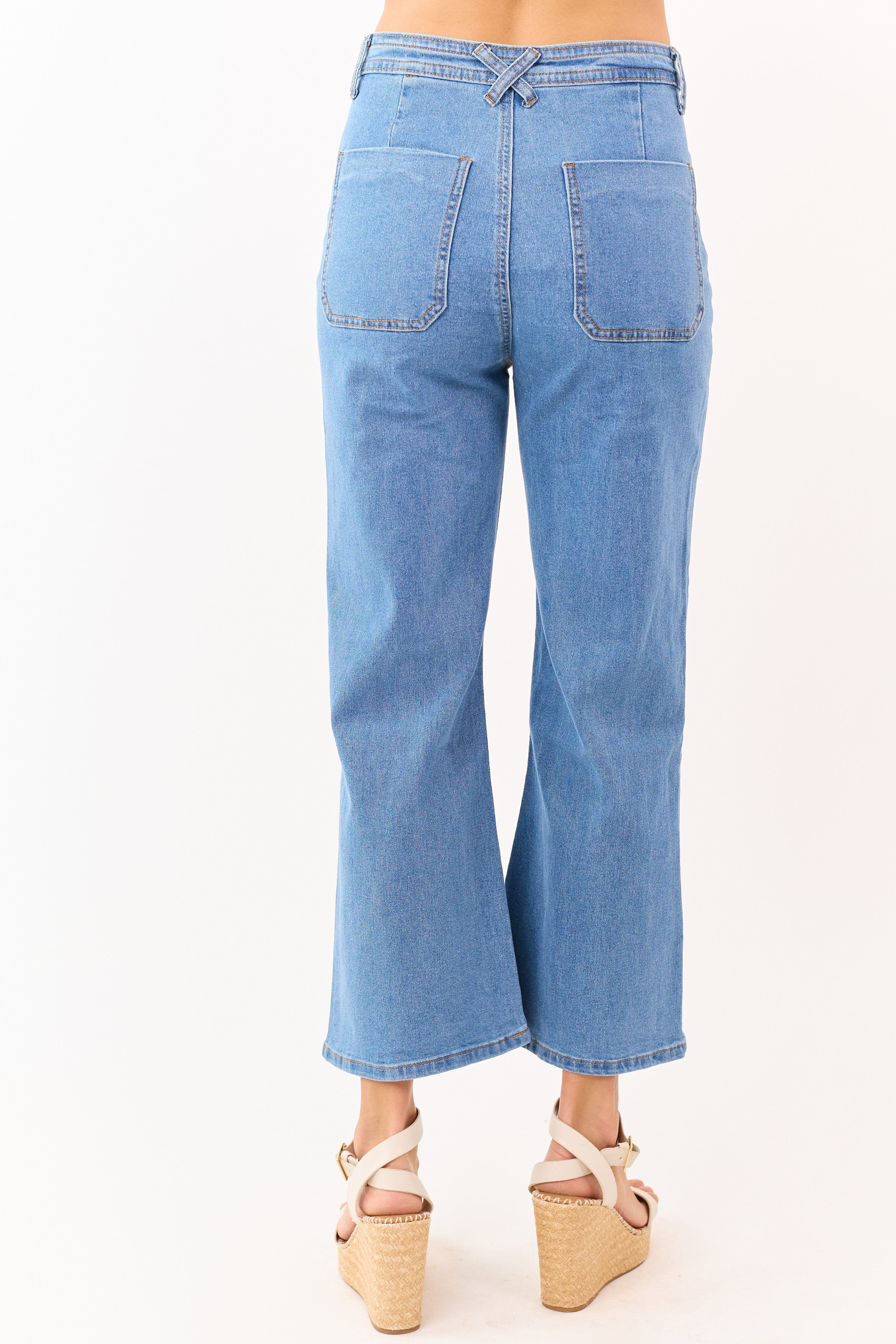 Cropped Straight Jeans Medium Wash With Stretchy Fit High Rise