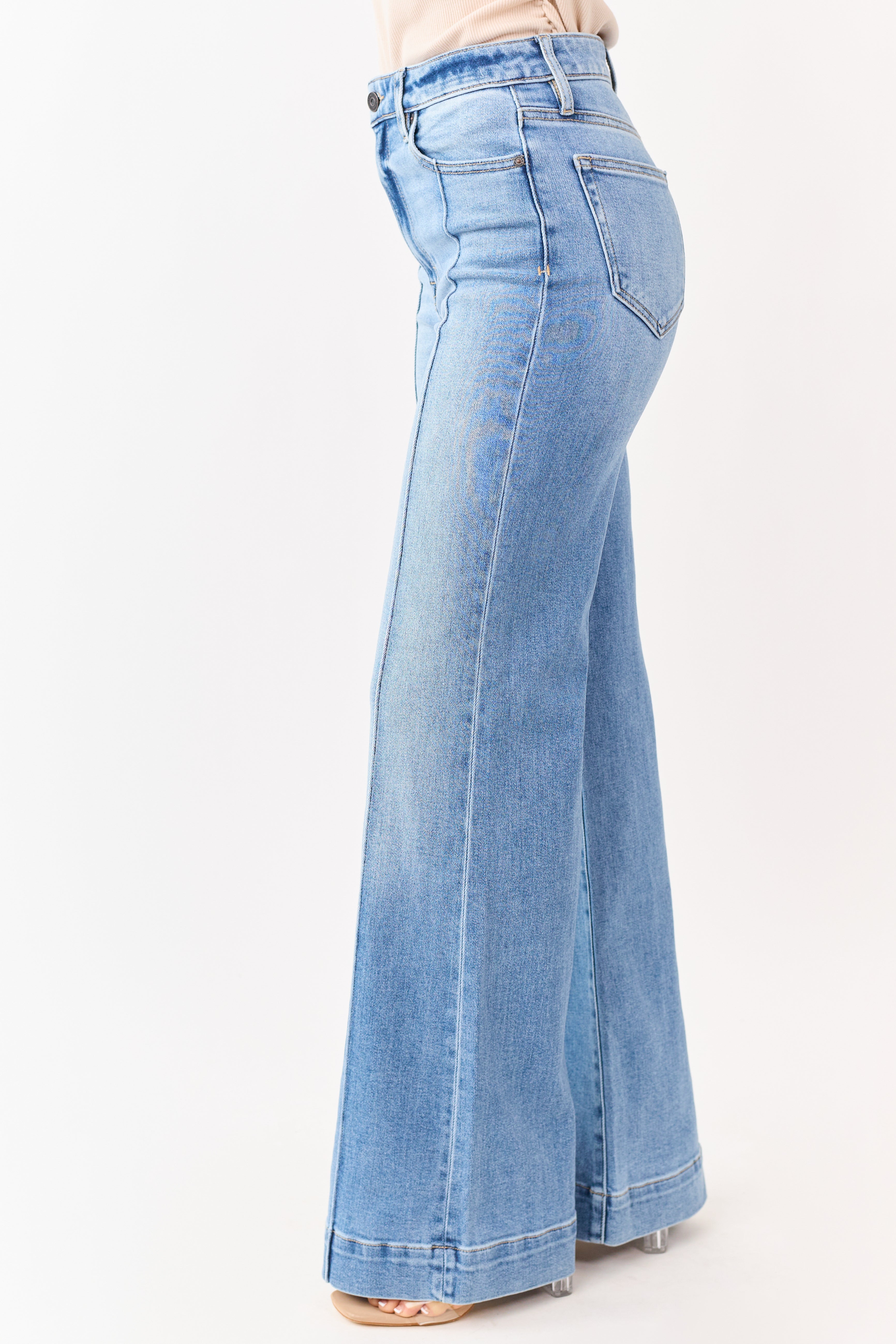 Flare Jeans Women with High Rise & Stretchy Fabric Flattering Fit