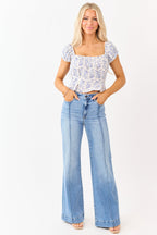 Flare Jeans Women with High Rise & Stretchy Fabric Flattering Fit