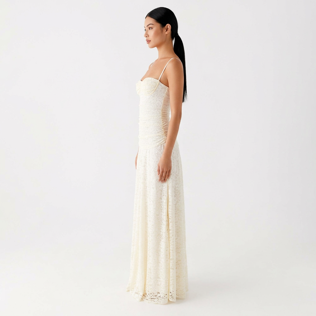 Ivory Lace Maxi Dress – Sweetheart Neckline & Full-Length Gown