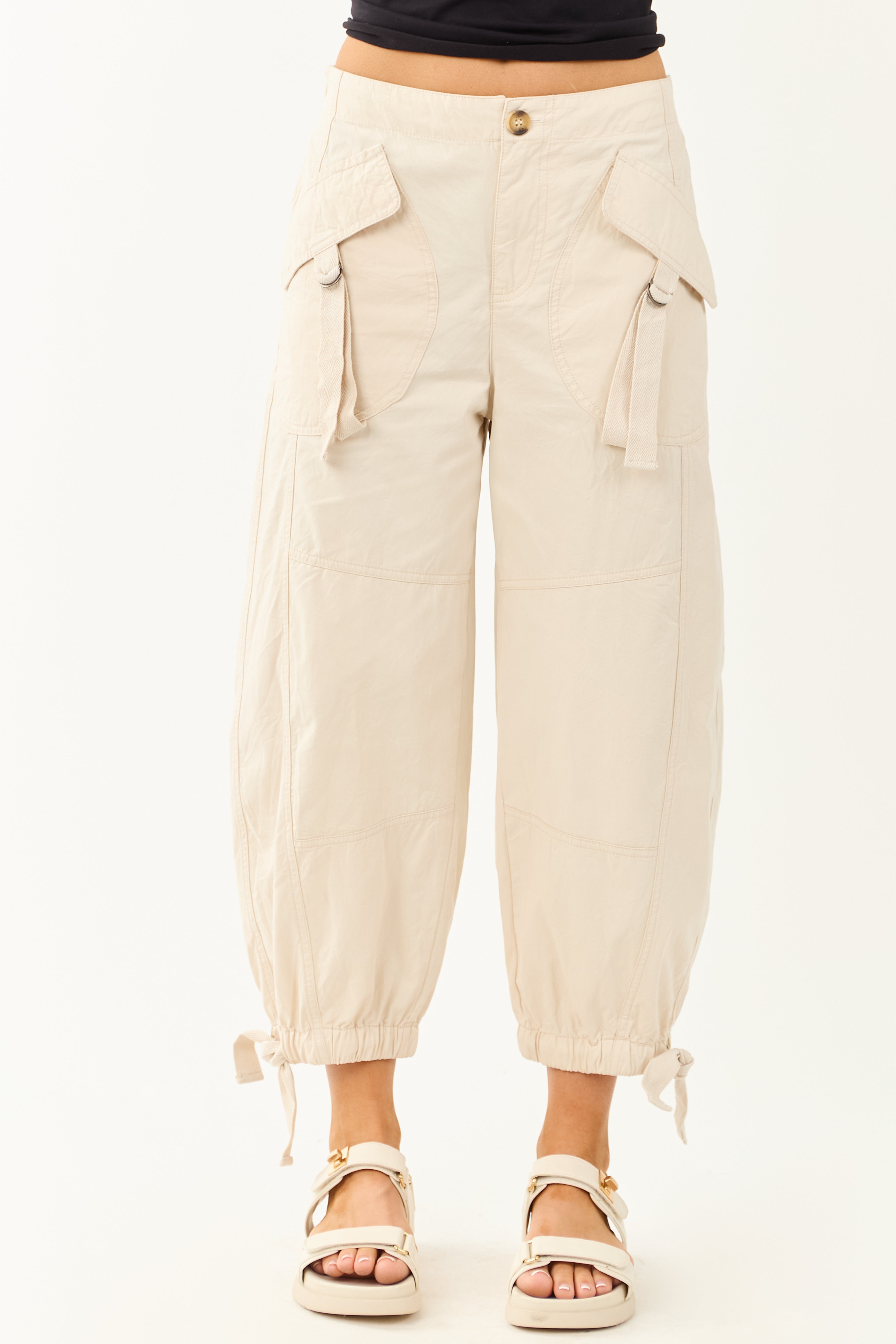 Stylish Joggers for Women with Cargo Pockets & Adjustable Hem