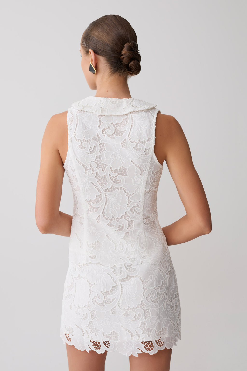 Tessa Broderie Tie Front Sleeveless Top - White