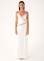 Velisse Maxi Dress - White